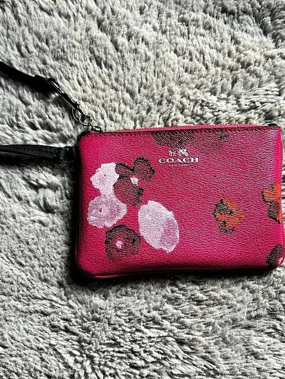 Coach Corner Zip Wristlet With Floral Print Pink & Black